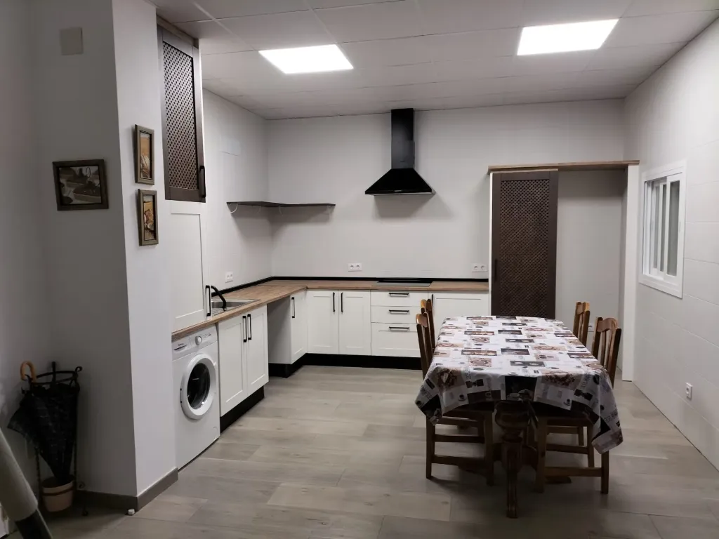 Cocina Enmarcada Duropal blanco